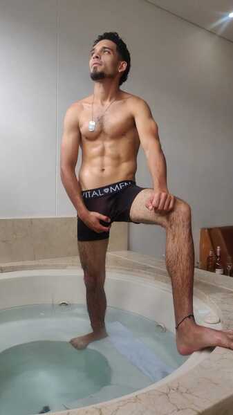 Performer angellewish Photo 2