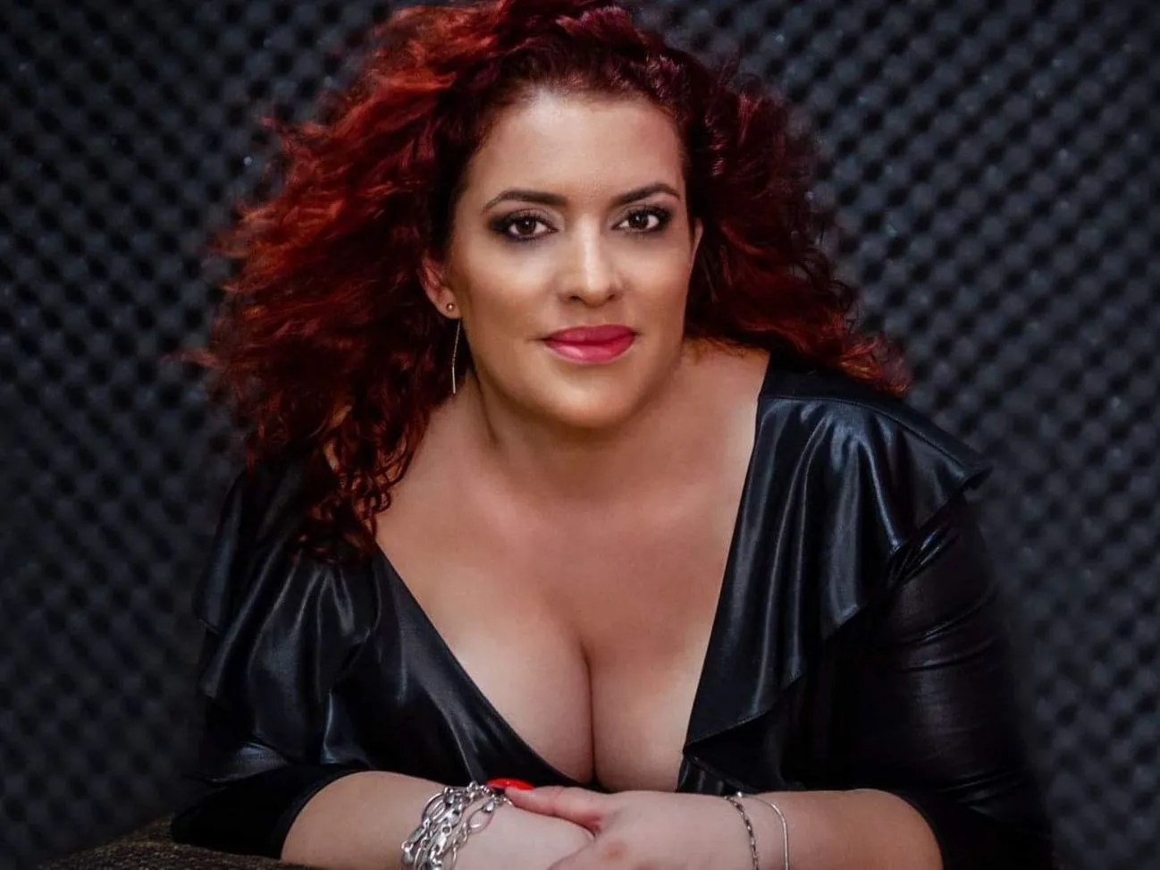 LORAIYNNEx profilbild på webbkameramodell