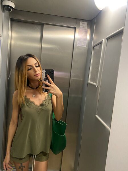 Intérprete KimyBanks Foto 3