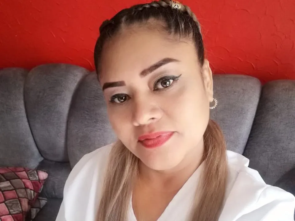 MichelZapata profilbild på webbkameramodell