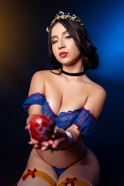 Performer CataVelmont Photo 7