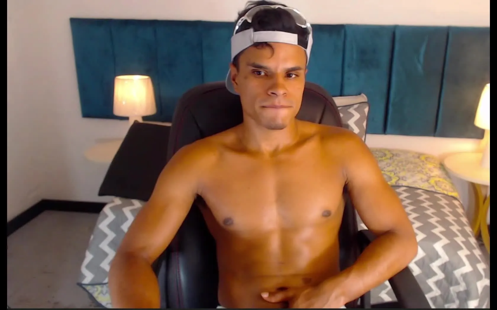 Intérprete DerekkBrownn Video 1