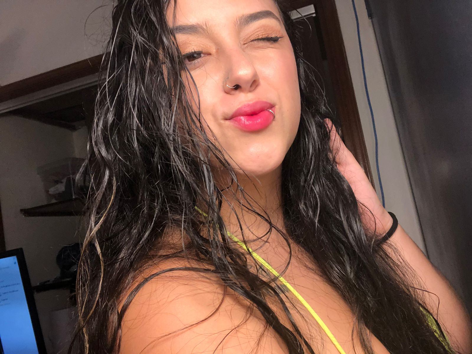 Image de profil du modèle de webcam AmelieJhonsonL