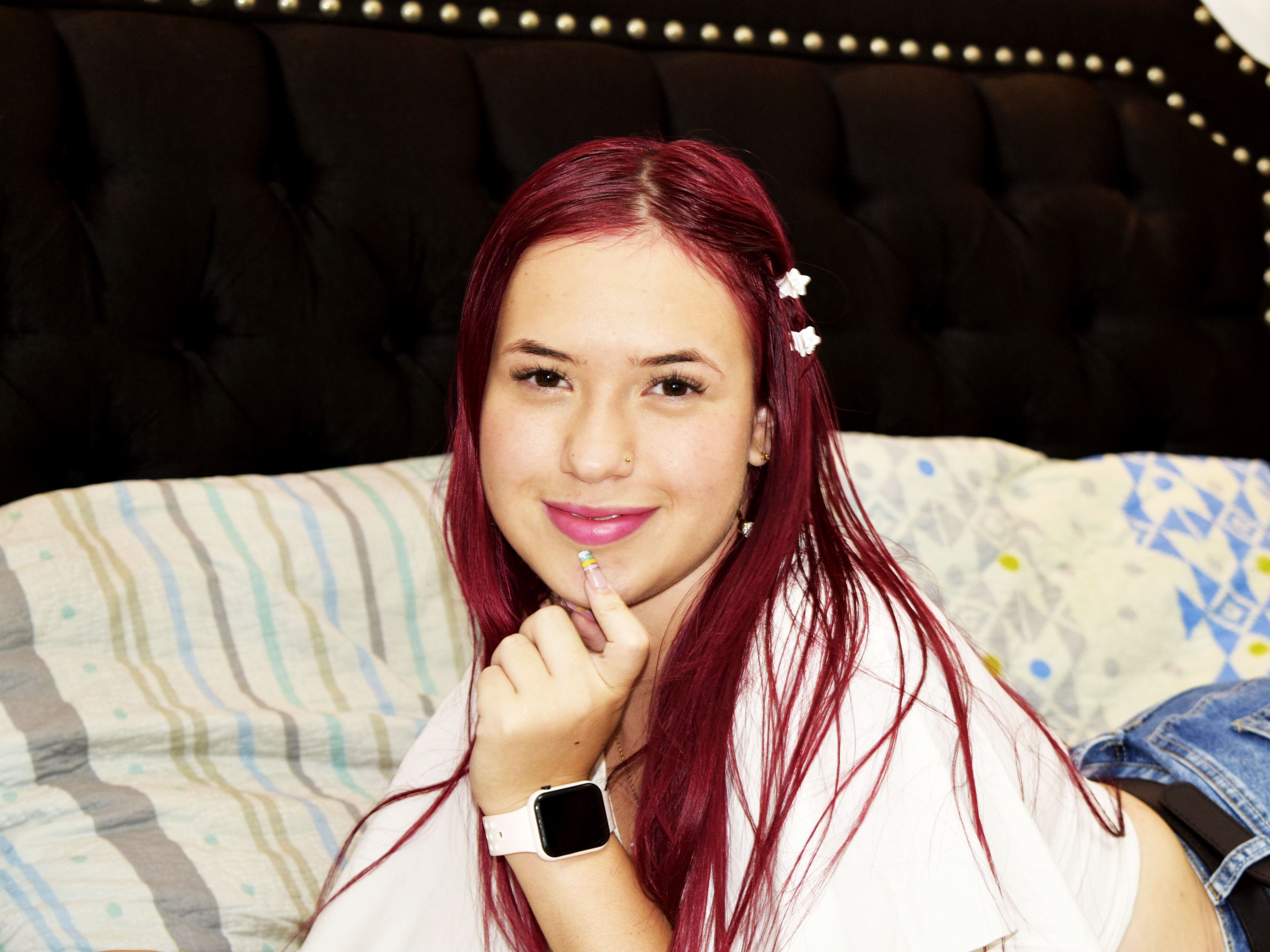 MiaaMegan cam model profile picture