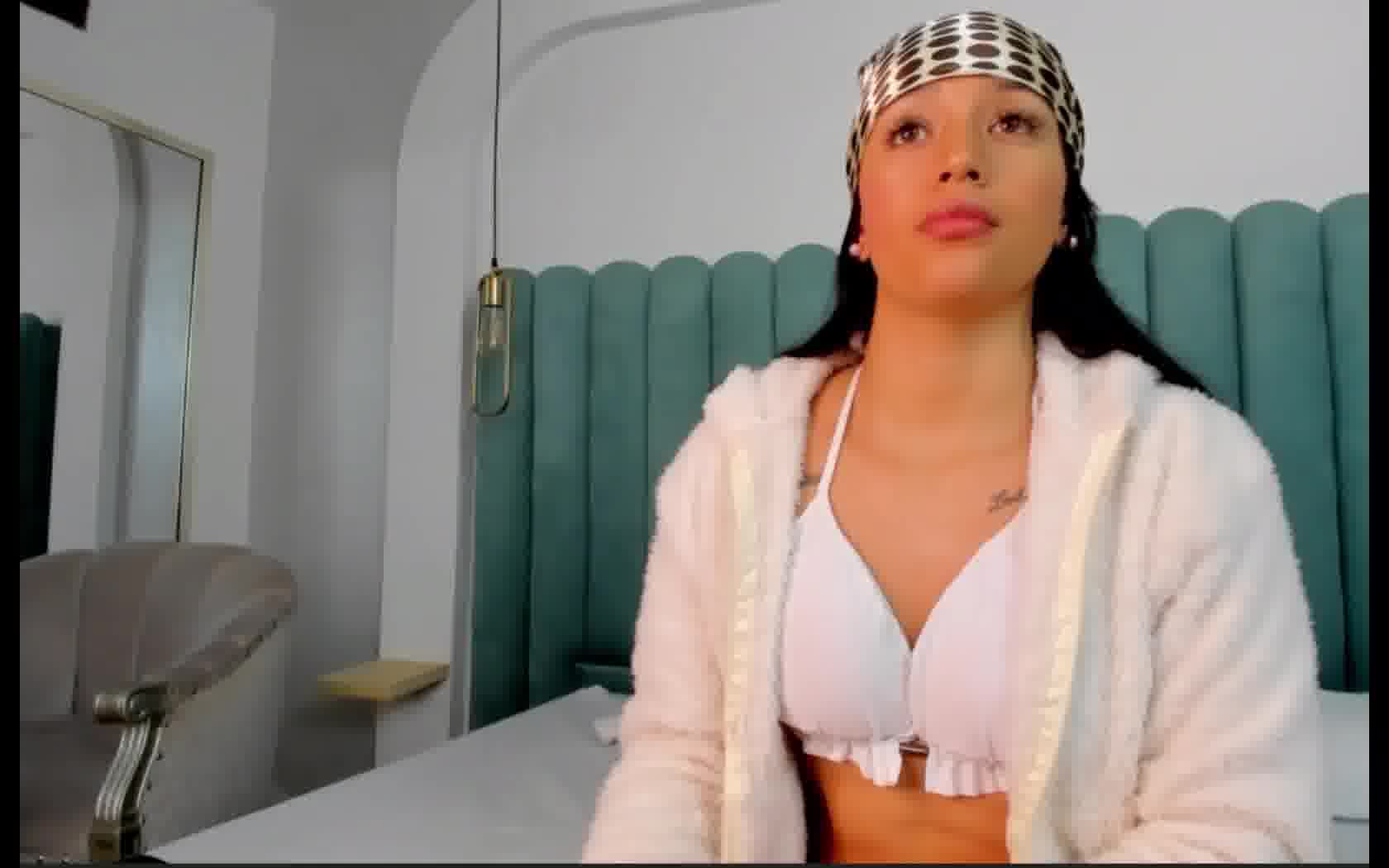 Performer ZoeyEvanss Video 1