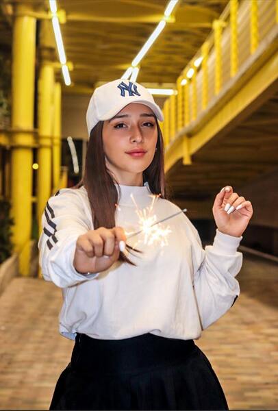 Performer IsabellaaCollen Photo 12