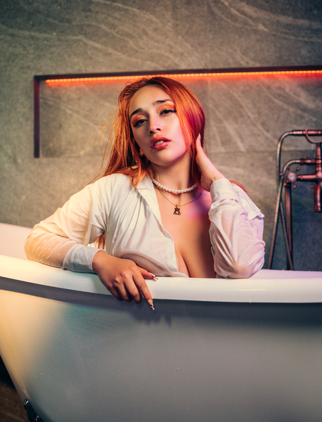 Performer IsabellaaCollen Photo 9