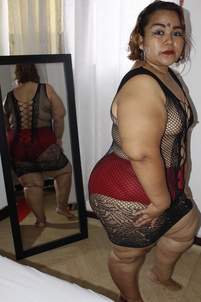 Performer MarilynBigg Photo 3