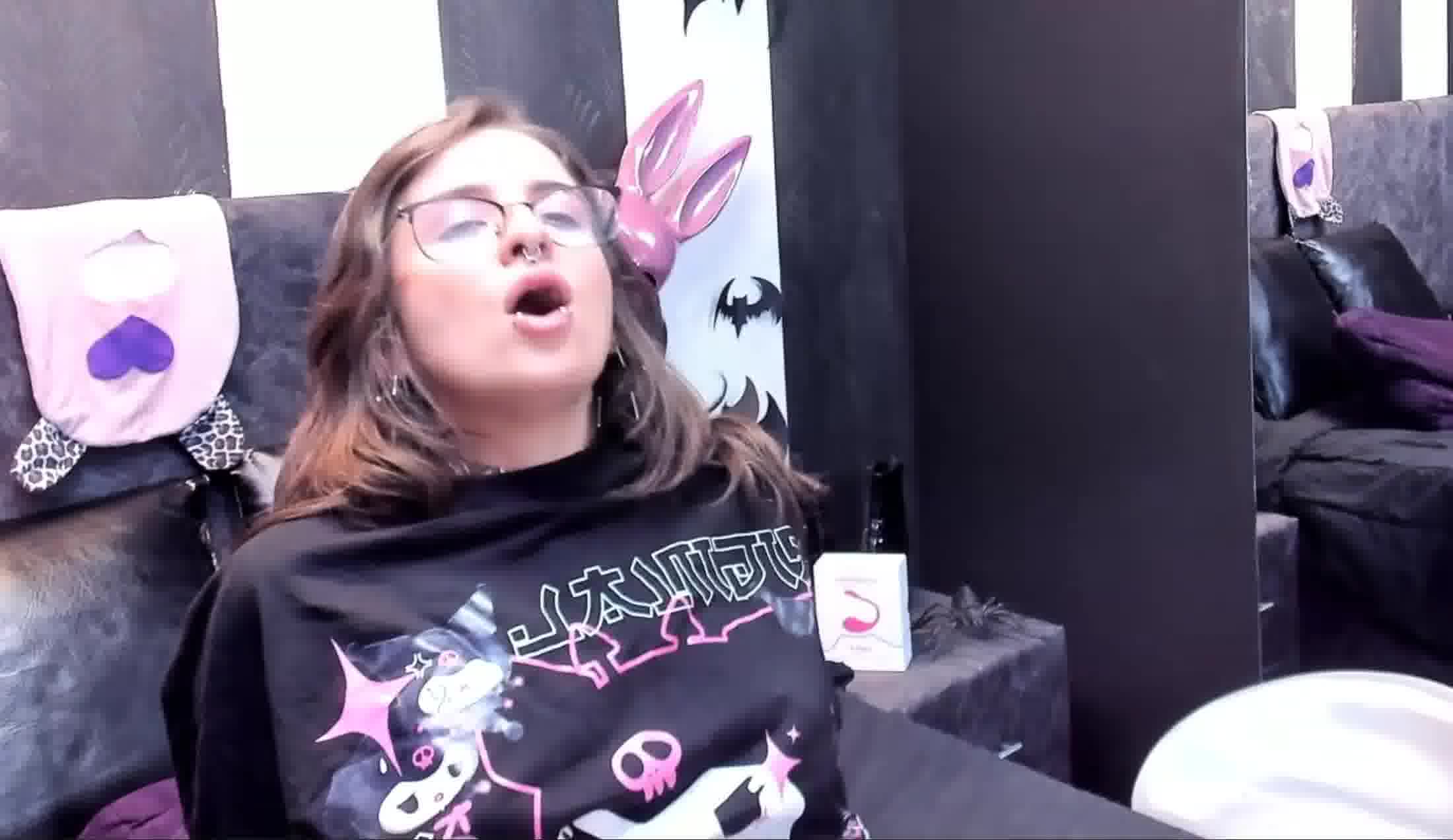 Performer AmySpider Video 2