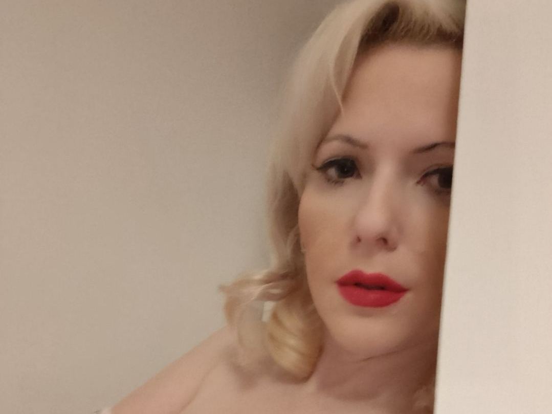 Profilbilde av SindySummers webkamera modell