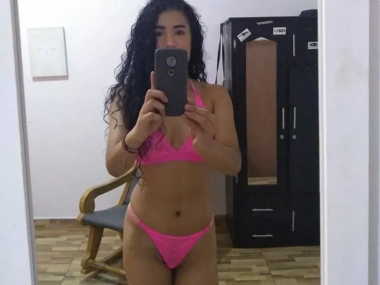 EmillyCooper cam model profile picture