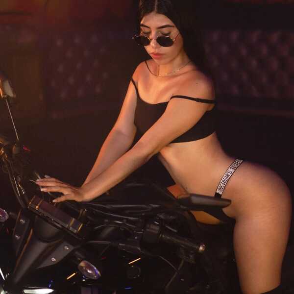 Interprète aryaevans81 Photo 10