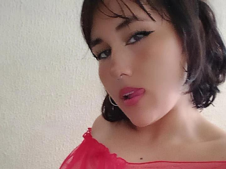 Foto de perfil de modelo de webcam de CarlaCurvy 