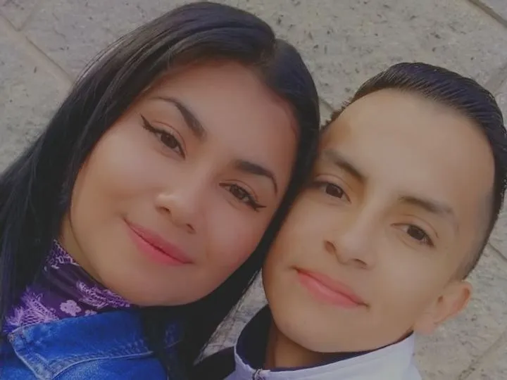 NilaAndMiyer cam model profile picture