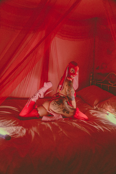 Artist SynthiaValentine Foto 3