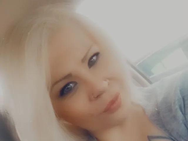 Imagen de perfil de modelo de cámara web de Midwestthick