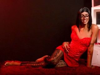 Image de profil du modèle de webcam CarolineHall019