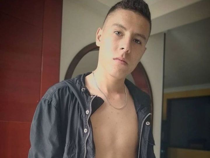 Image de profil du modèle de webcam Boycock777