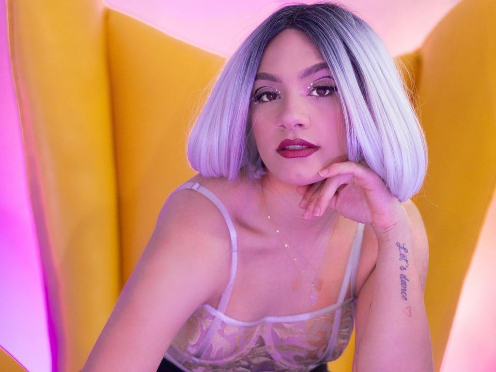 VIOLETTAHARRIS cam model profile picture