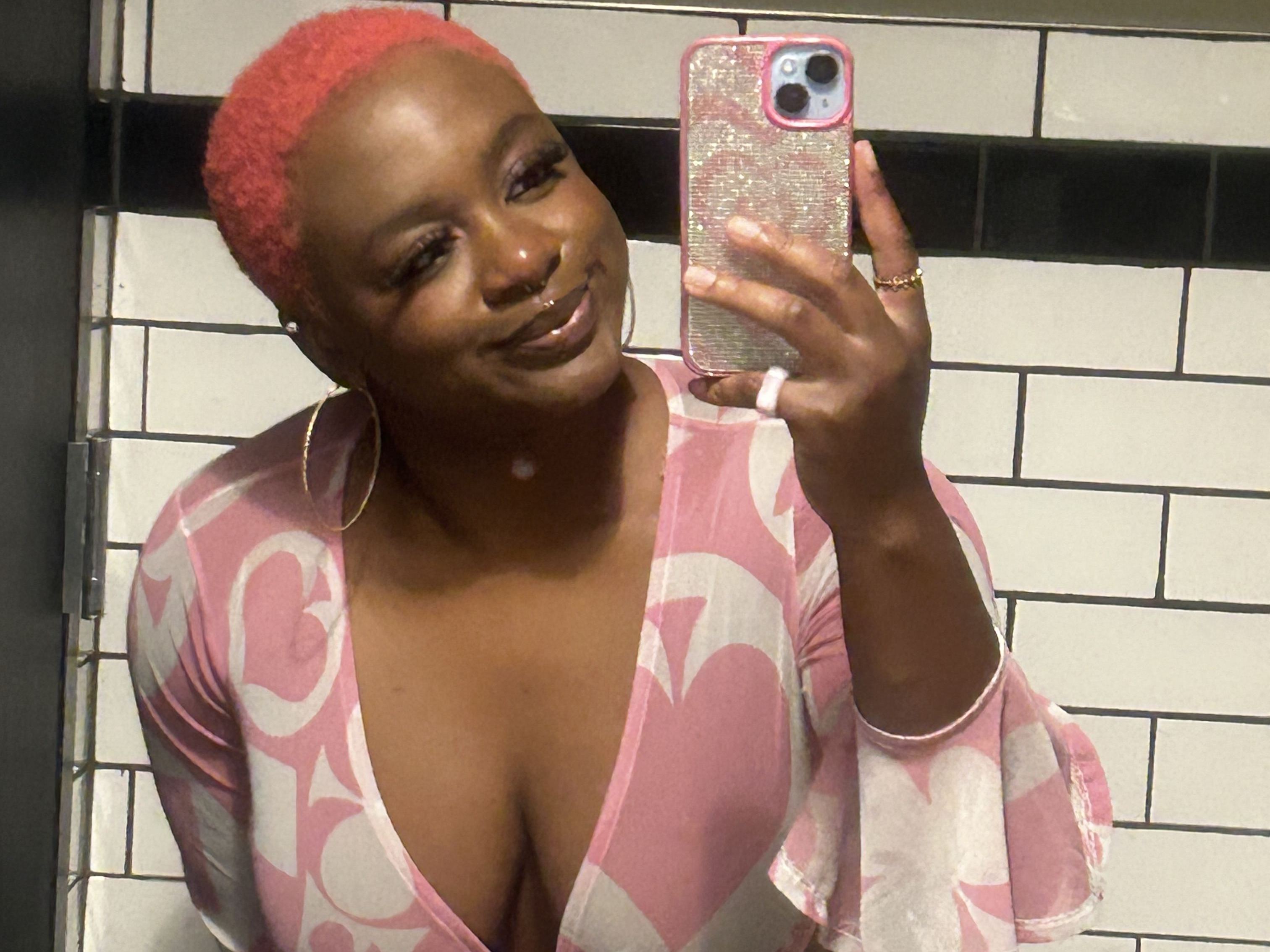 Image de profil du modèle de webcam NubianGxddess69