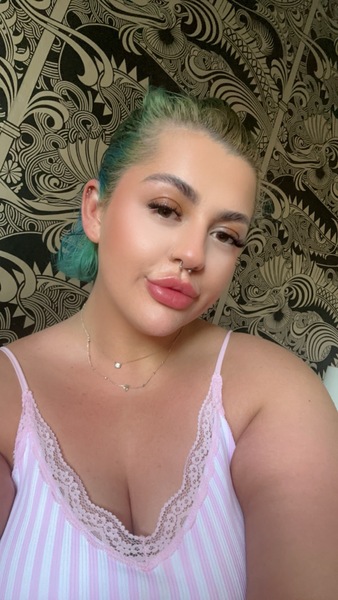 Artiest PeachyPrincessBow Foto 12