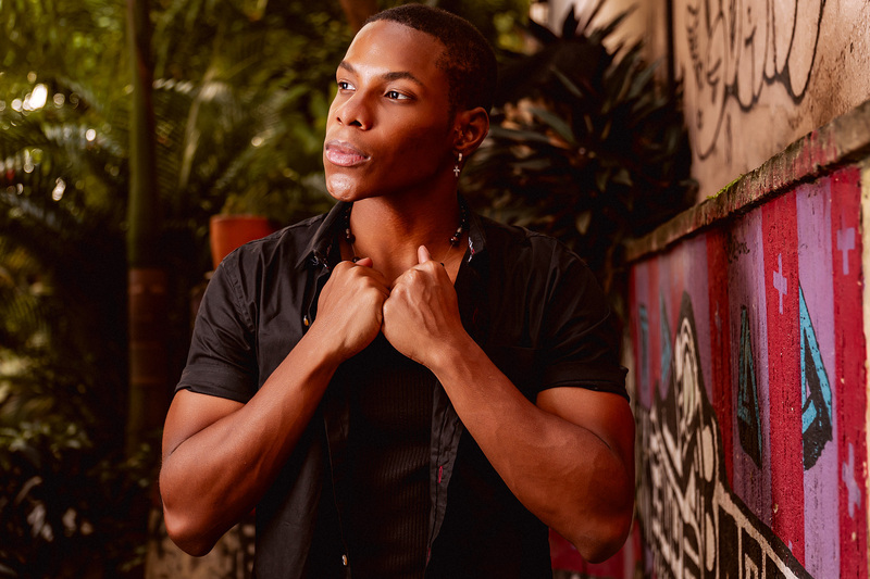 Performer WilliamsTylor Photo 3