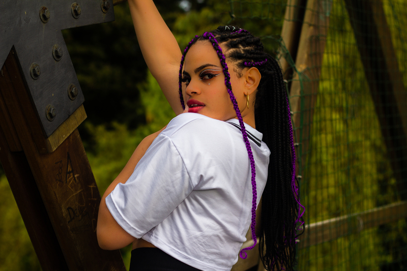 Utøver MayaKind Bilde 2