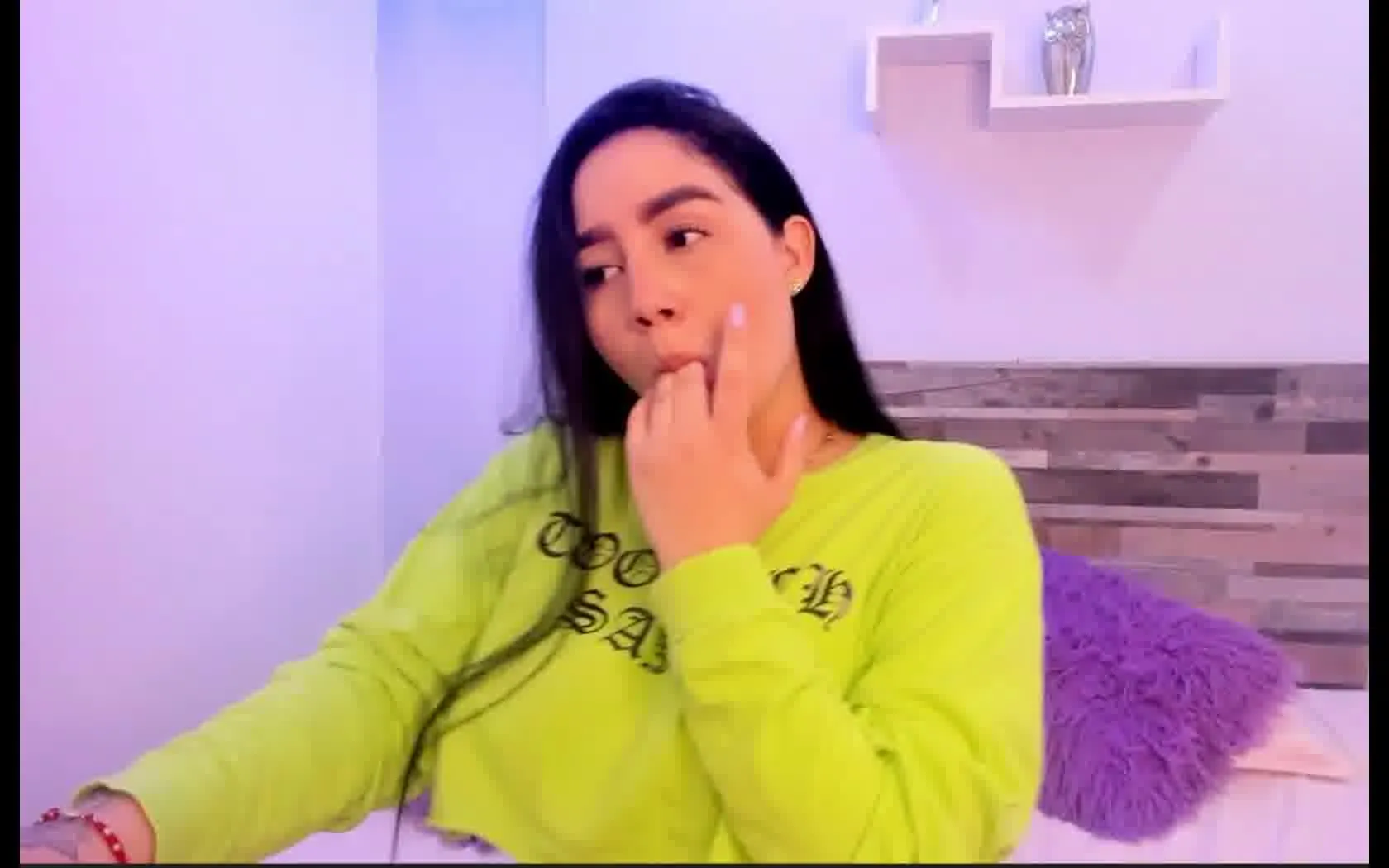 Interprete ValentainKing Video 1