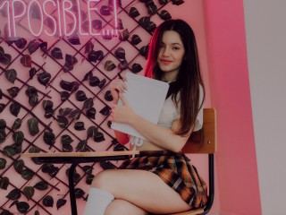 ThrianaOlson cam model profile picture