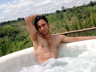 Foto de perfil de modelo de webcam de NikolaiDimitri 