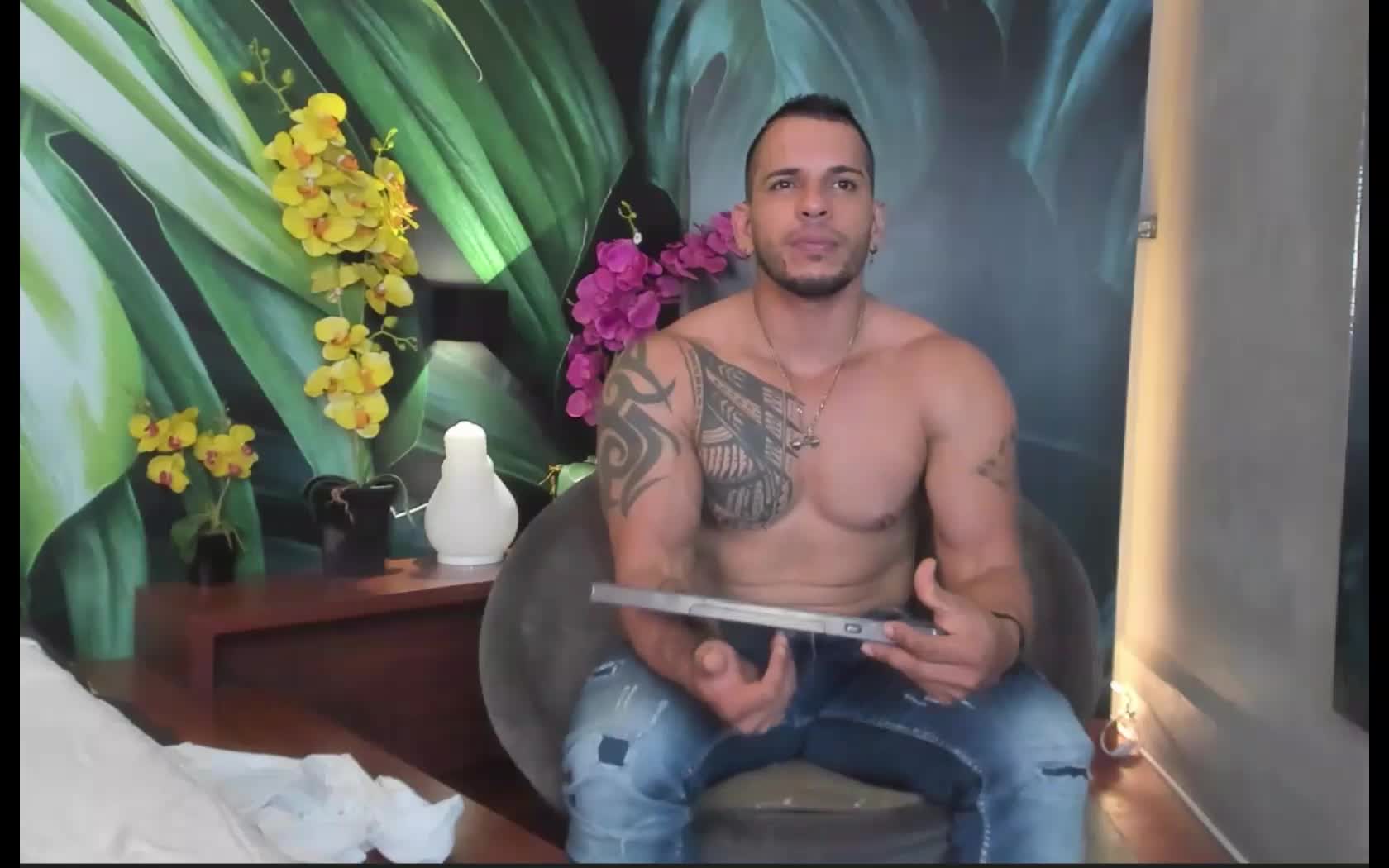 Performer JayRichards Video 1