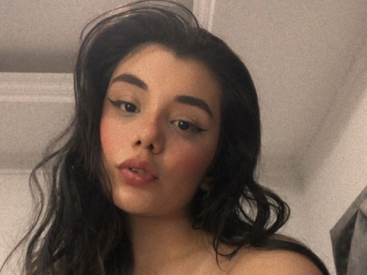 Imagen de perfil de modelo de cámara web de Engelterak100