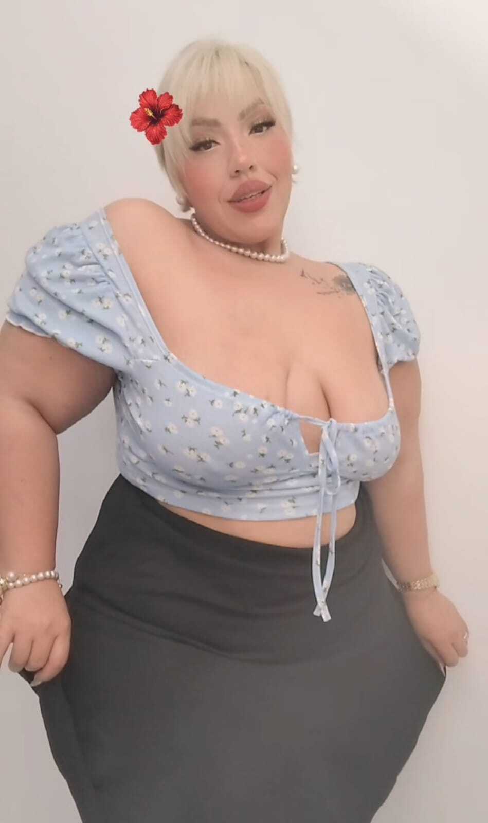 Interprete LeahMillerh Foto 4