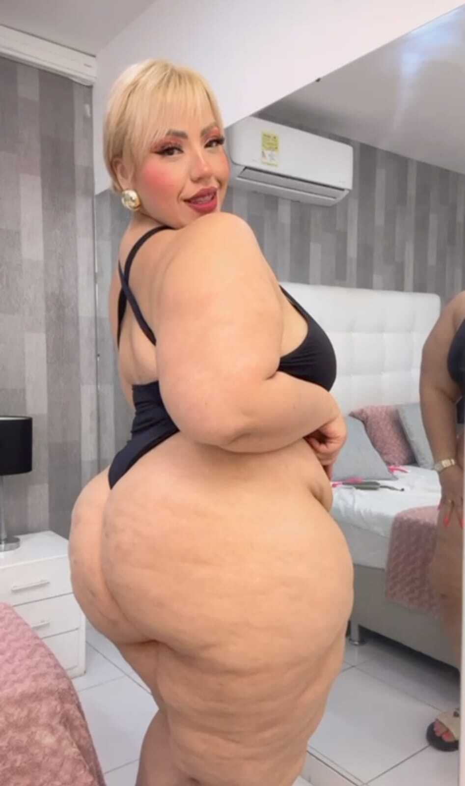 Interprete LeahMillerh Foto 6