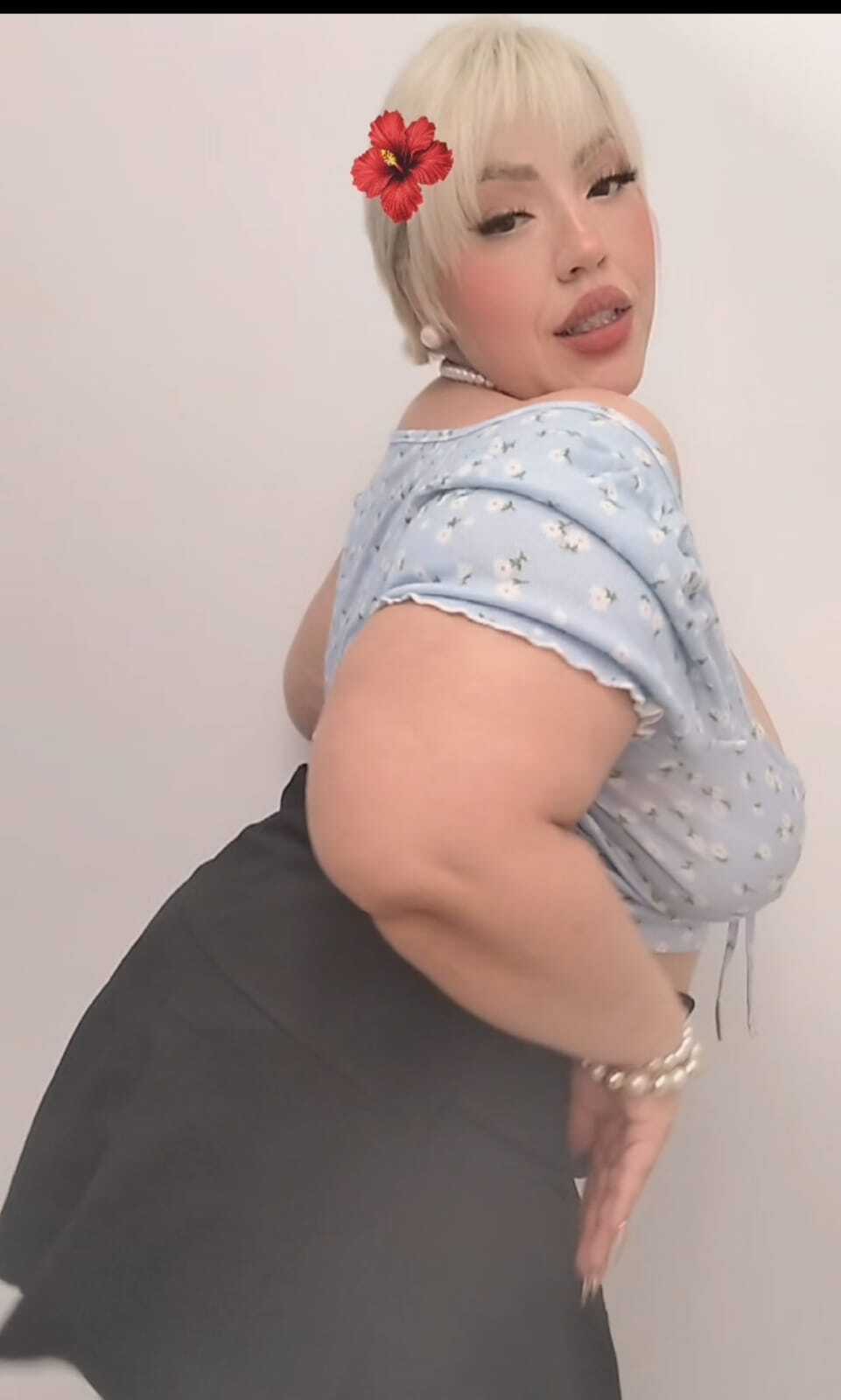 Interprete LeahMillerh Foto 3