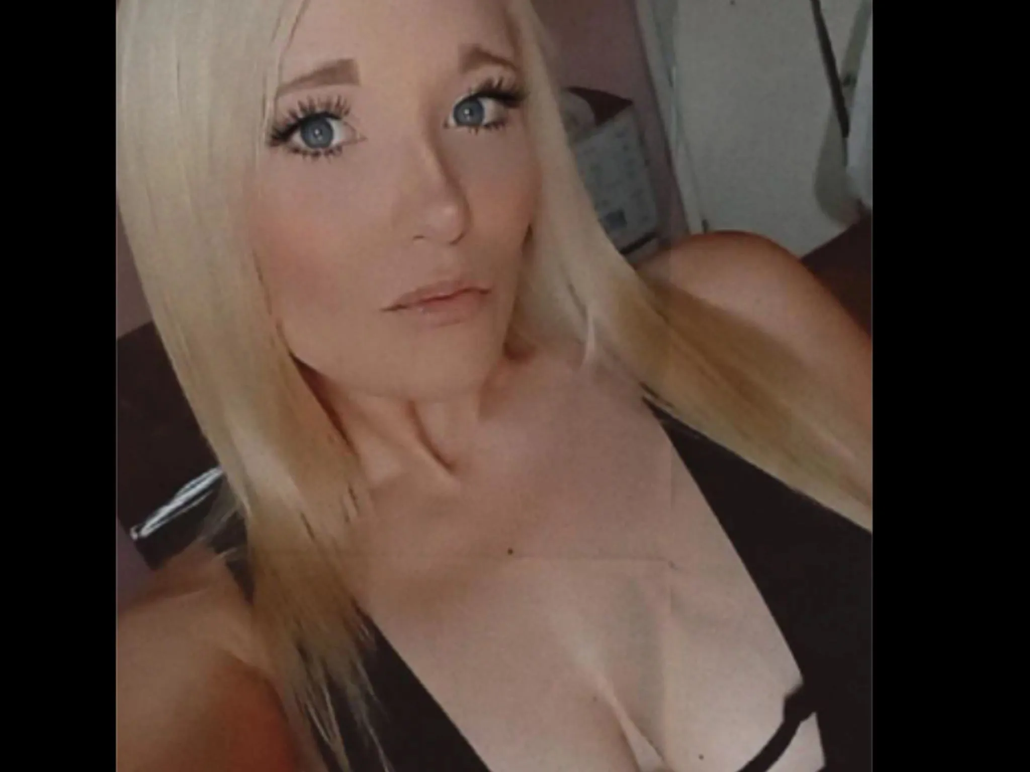 Foto de perfil de modelo de webcam de CashBarbye