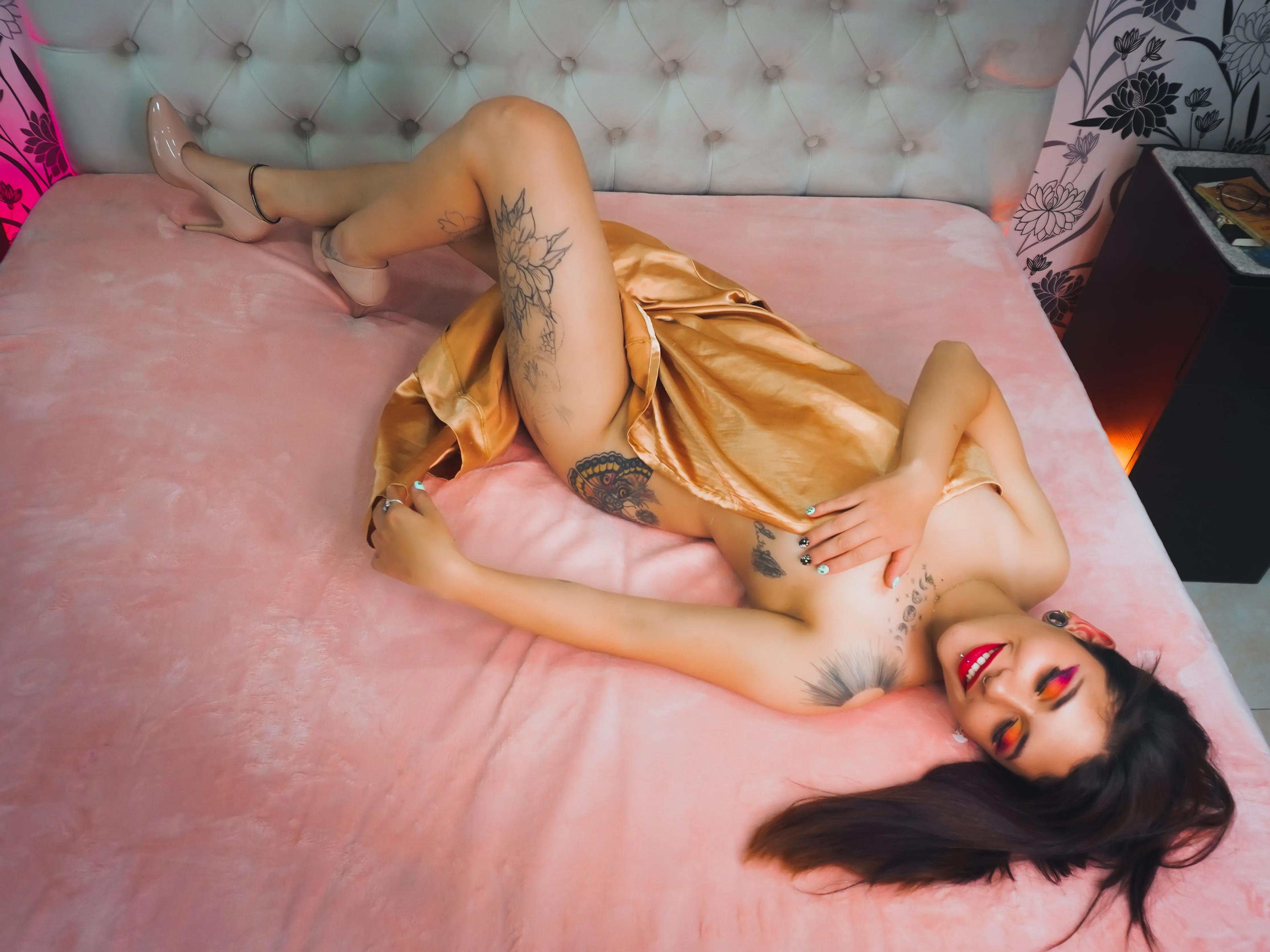 AriannaLuna profielfoto van cam model