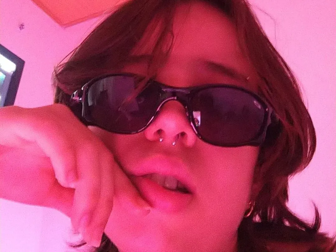 IsabellaBelmote profilbild på webbkameramodell