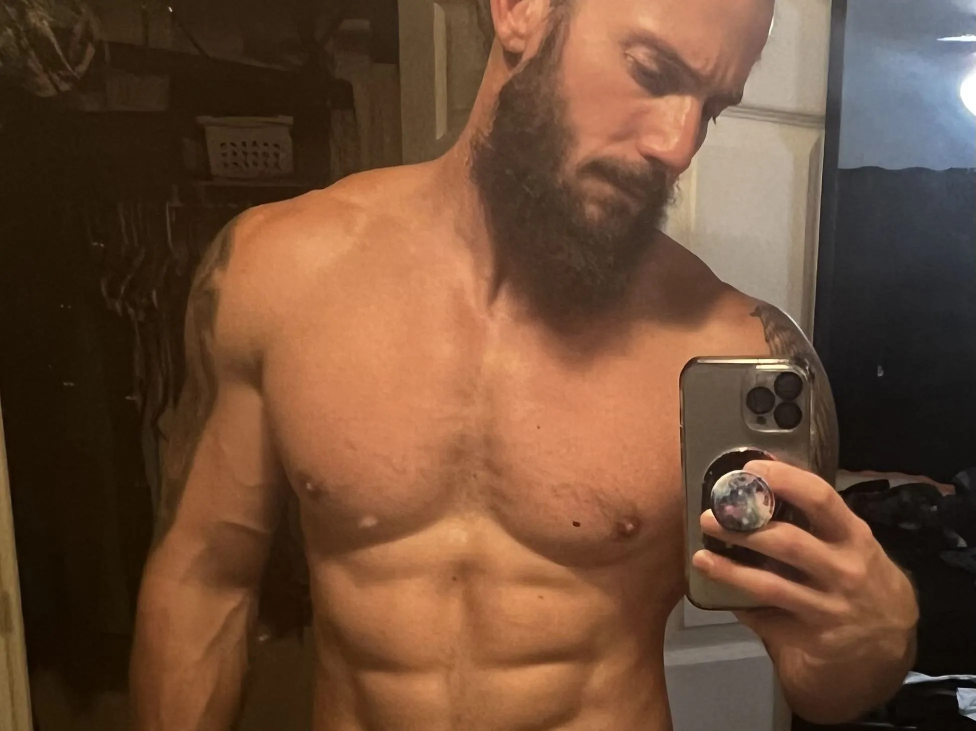 JLongwood Profilbild des Cam-Modells