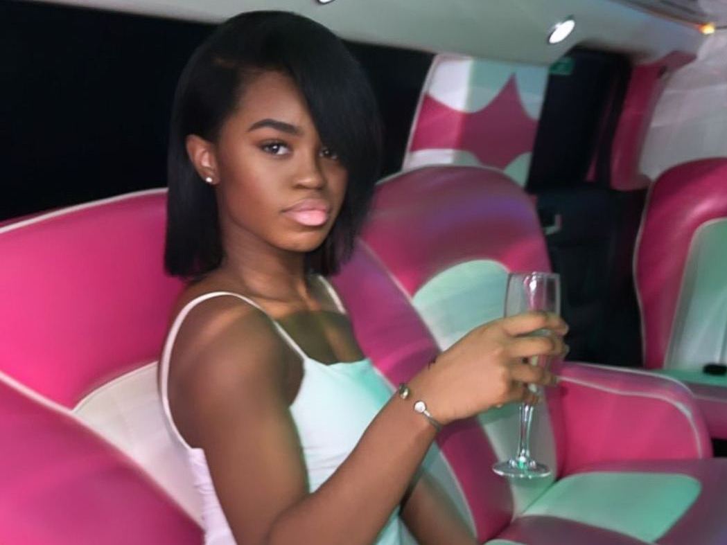 PlayfulEllaa immagine del profilo del modello di cam