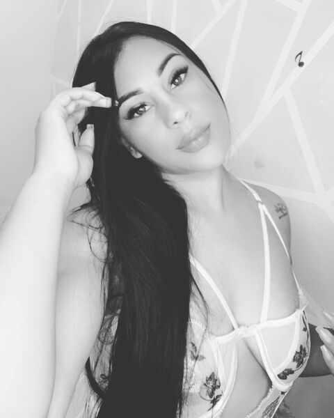 Performer paulaandrea51 Photo 5