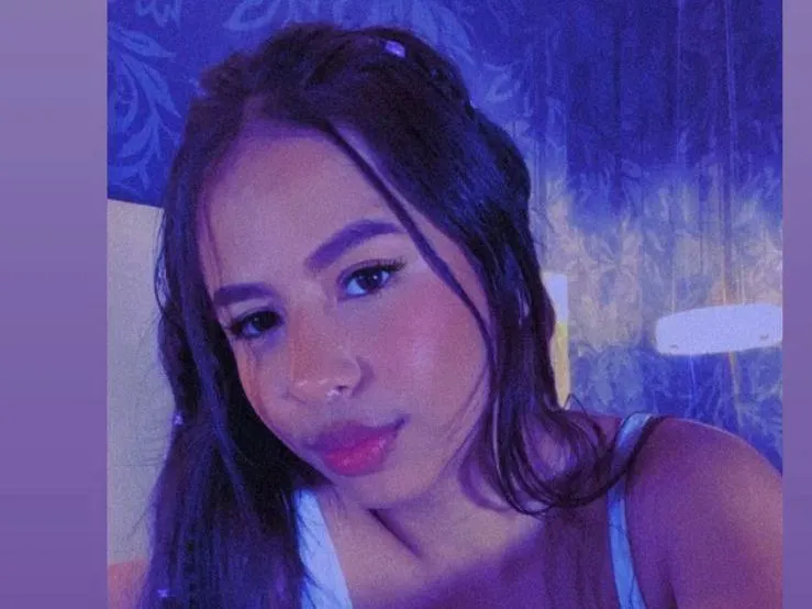 EmmaSttonee profielfoto van cam model