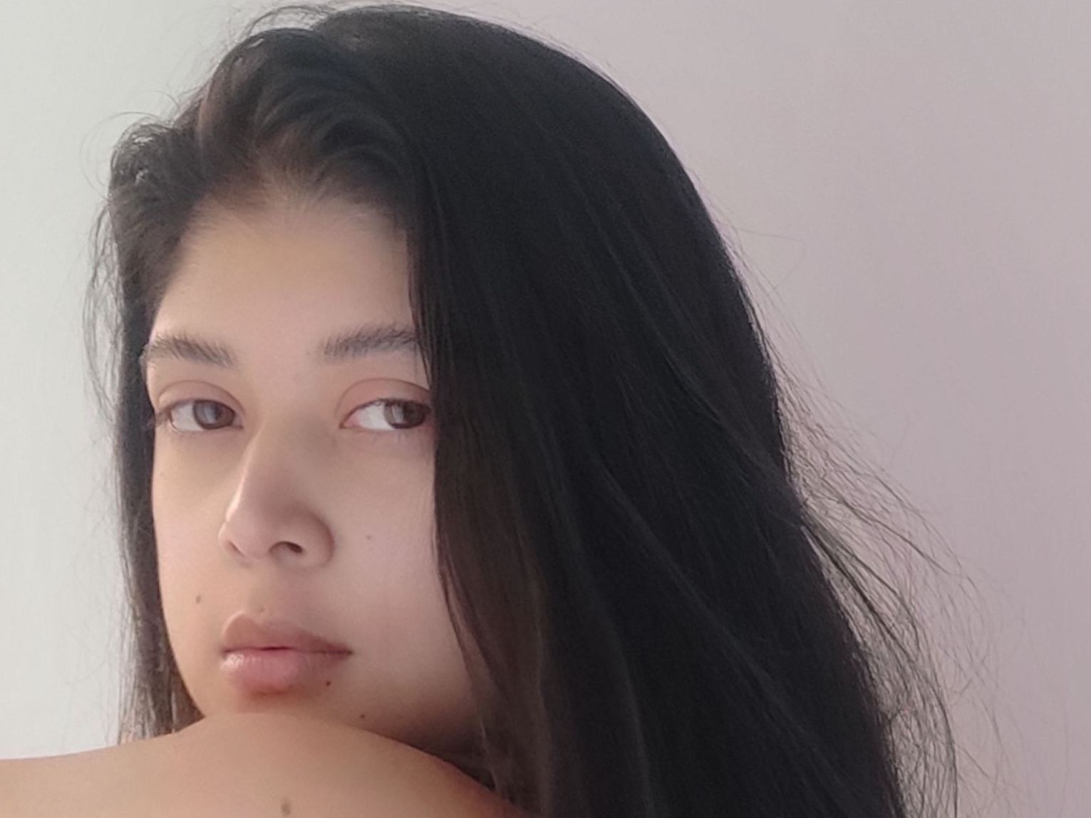Image de profil du modèle de webcam IsabelArt