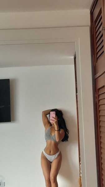 Interprète Caattleeyaa Photo 5