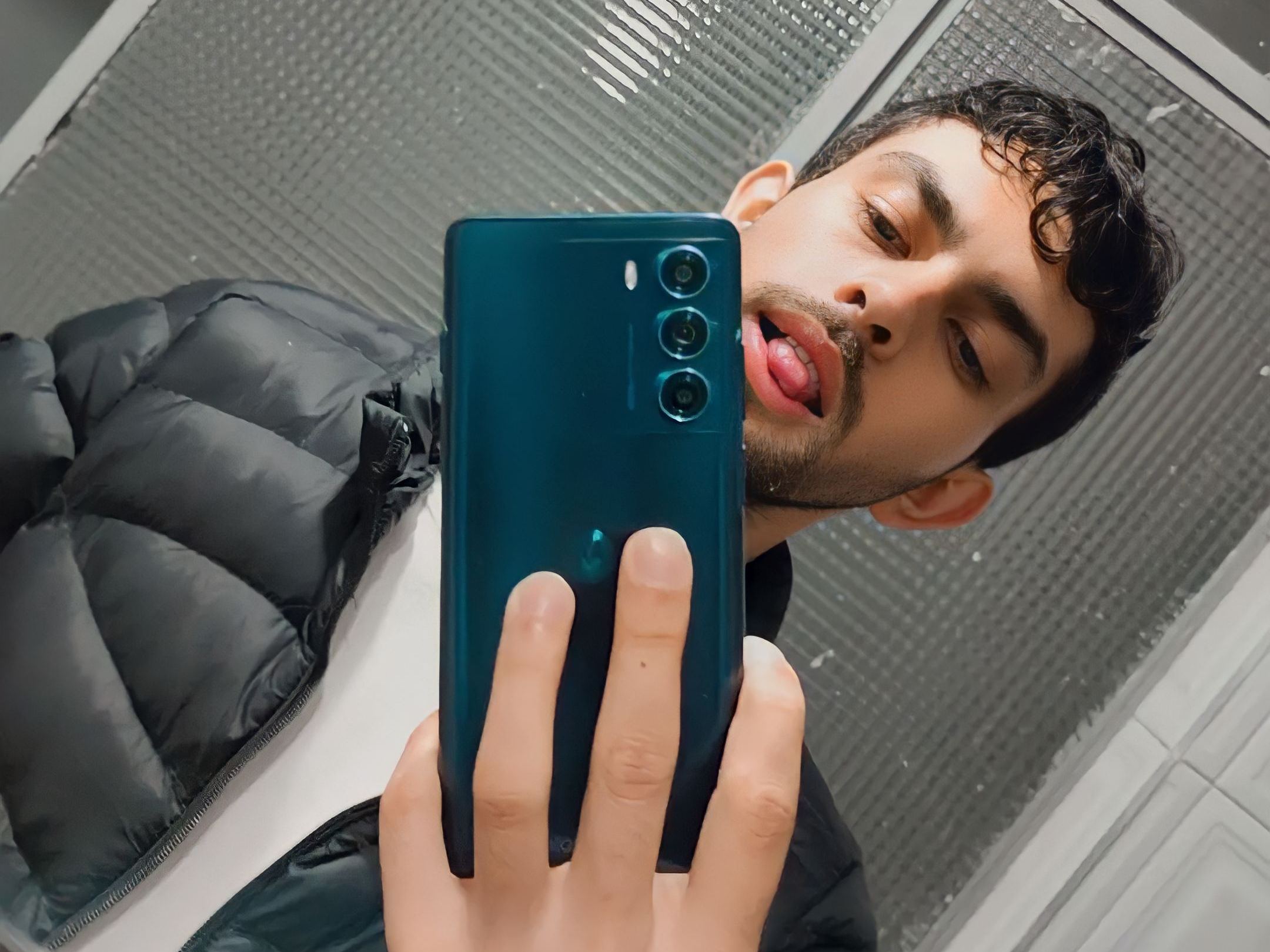 MiguelAmadoX profilbild på webbkameramodell