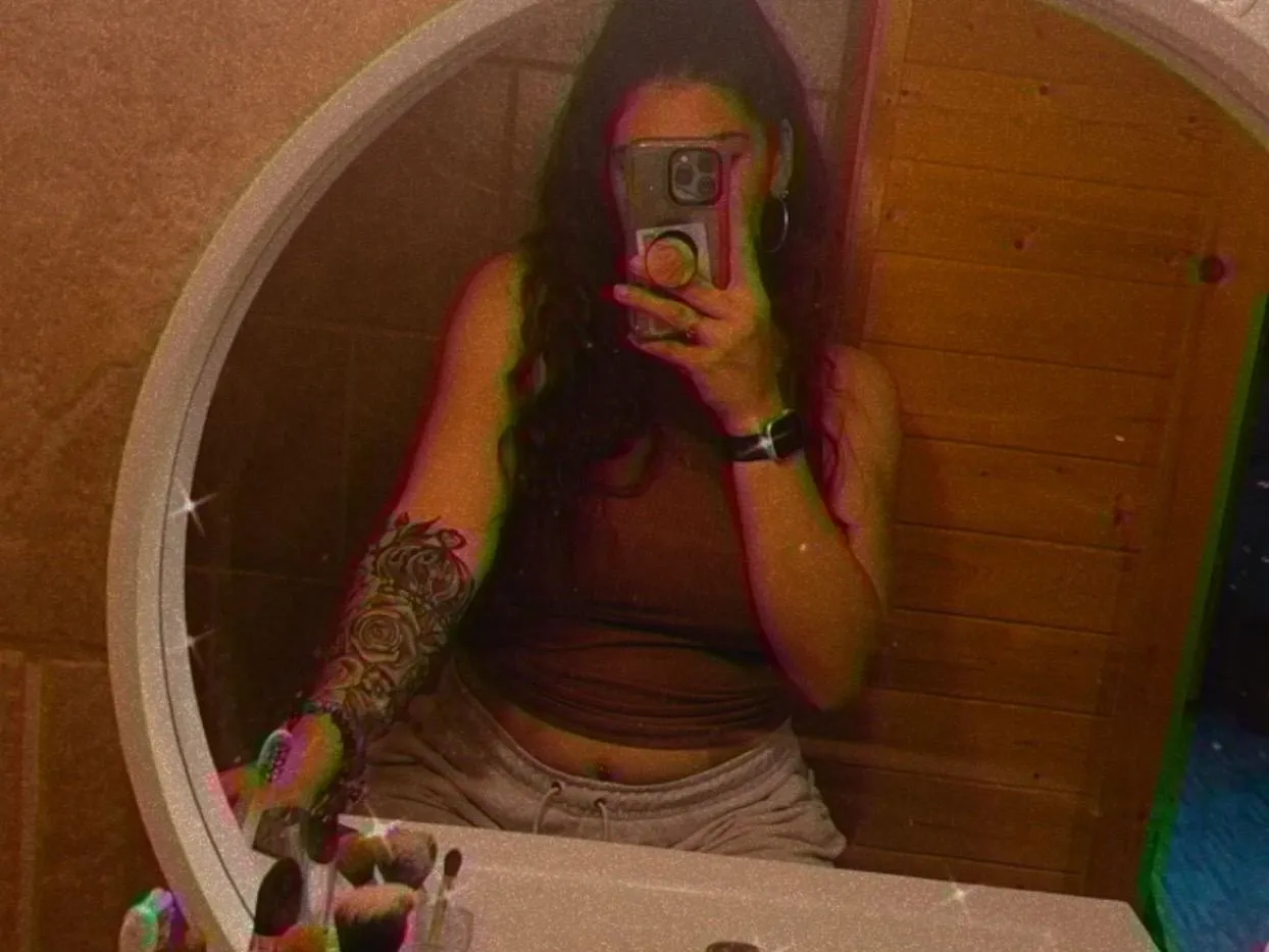 Foto de perfil de modelo de webcam de SashaBabyyxox