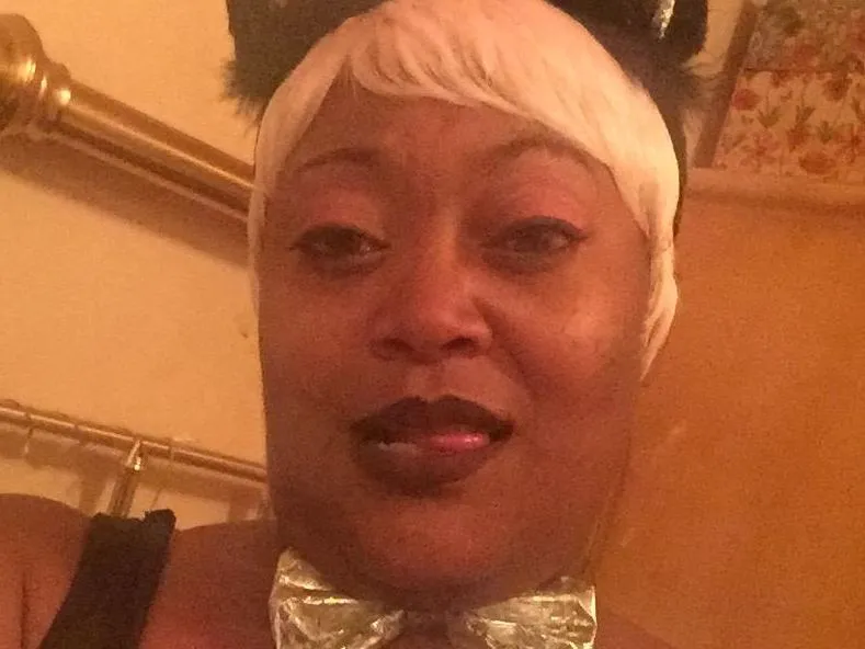 shelldunlap profilbild på webbkameramodell