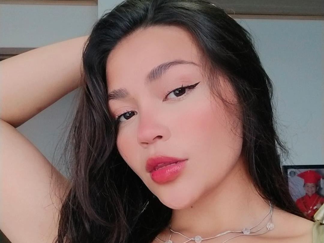 kimdevinne profielfoto van cam model