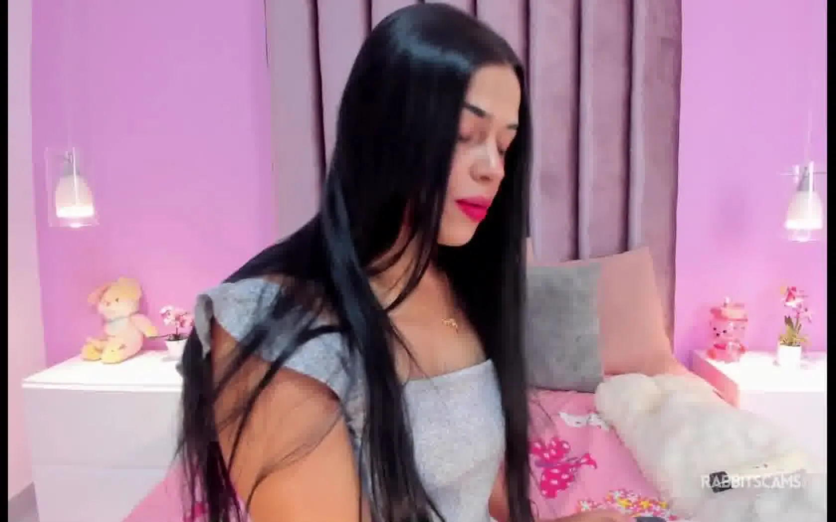Interprète LuciaMillerr Vidéo 1