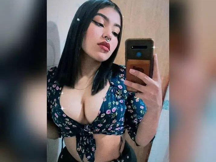 Imagen de perfil de modelo de cámara web de MollyRousse